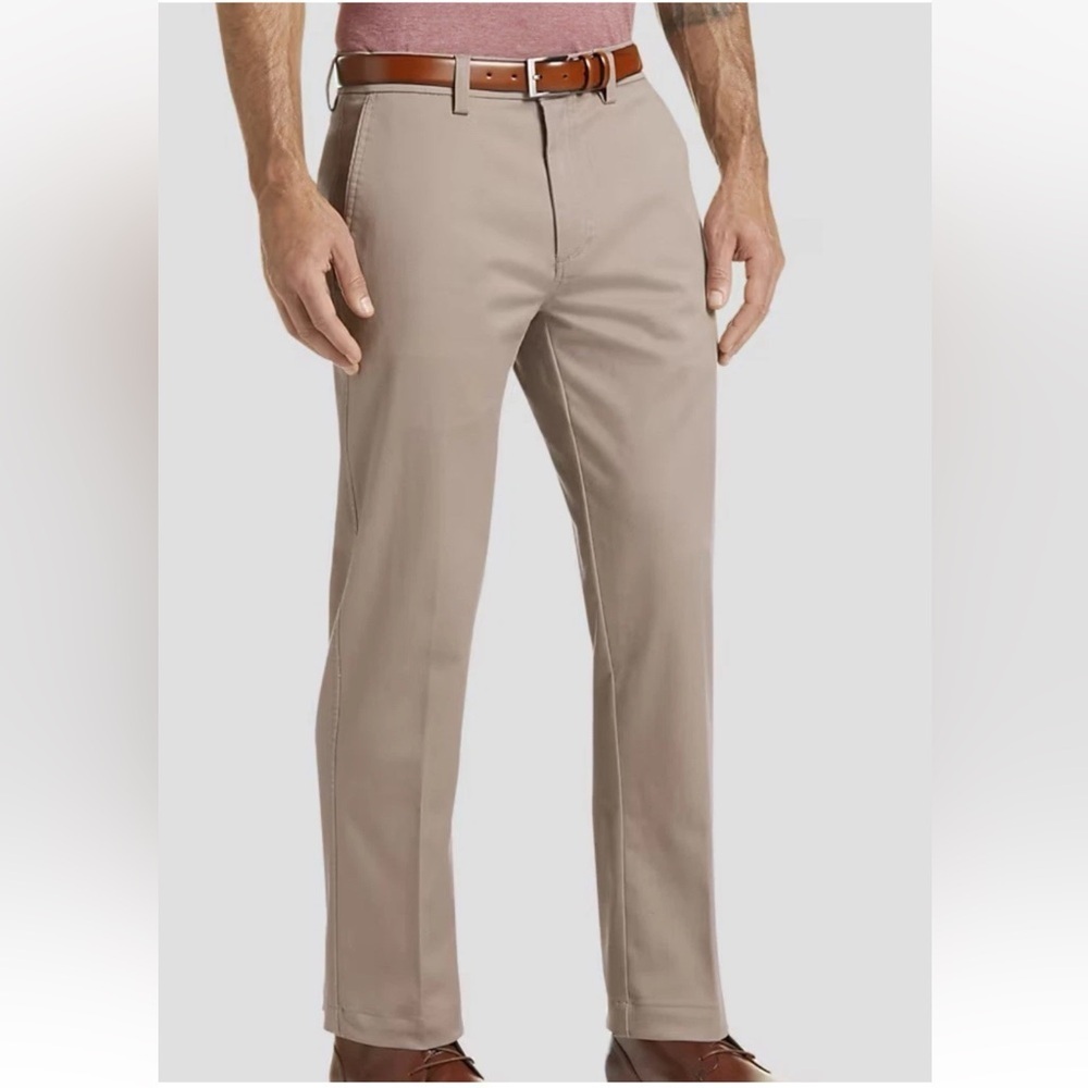 Haggar Men's Classic Straight Fit Stretch Khaki Chinos Dress Pants - NWT